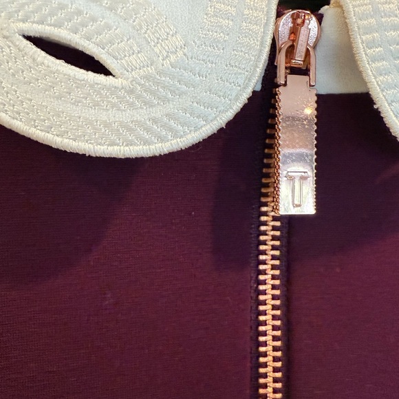 Ted Baker Burgundy Shealah Mini Dress with White Cuff & Collar Accents LIKE NEW - Picture 9 of 11